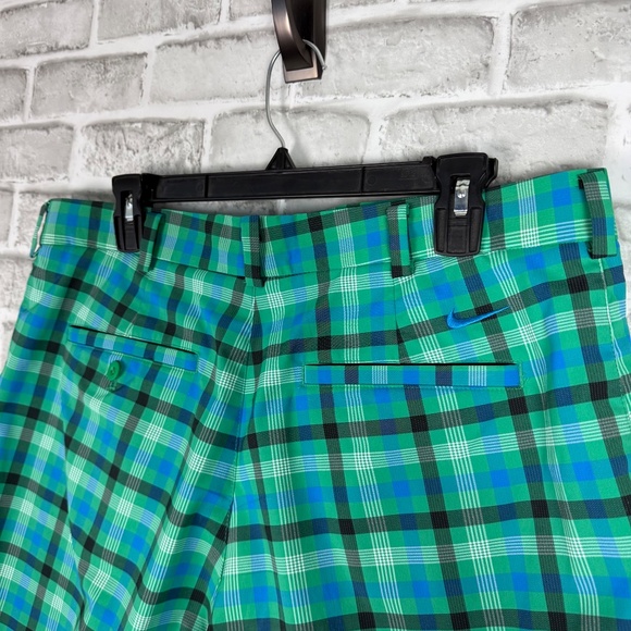 NIKE Golf Dri-Fit Core Vibrant Green Plaid Casual Golf Shorts Mens 36 x 11" Seam - Picture 3 of 8